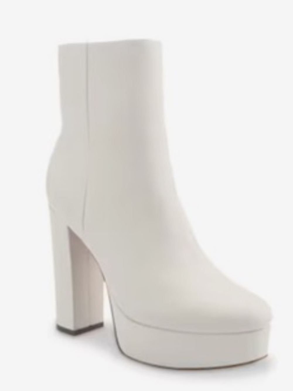 NWOB Marc Fisher Rublia Platform
Boots Size 9M
